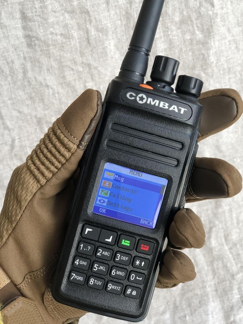 Цифровая DMR рация КОМБАТ мощность до 8 Ватт, диапазон UHF 400-480, АКБ литий 2800 мАч, влагозащита IP-68