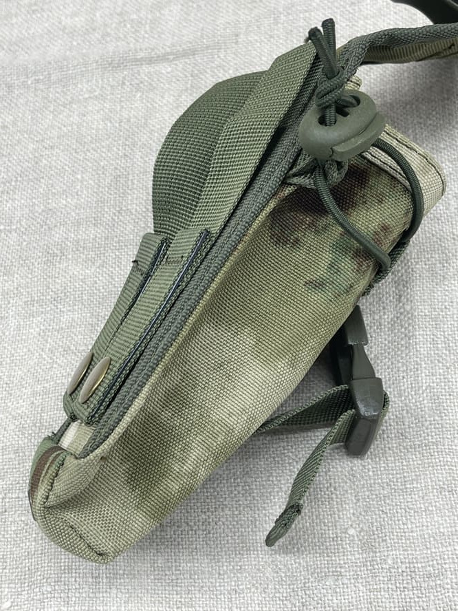 Тактическая закрытая сумка чехол для рации (подсумок) на лямку молле, в расцветке камуфляж (мох и мультикам)